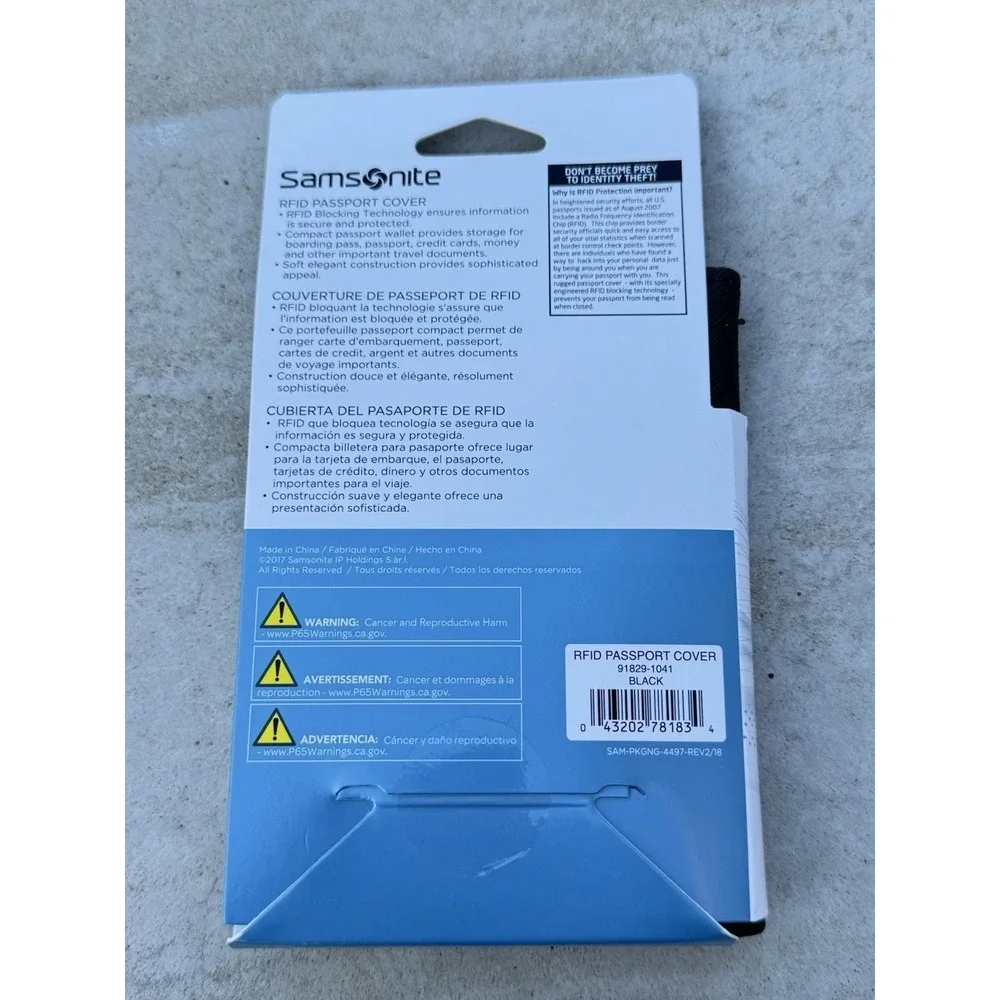 Samsonite RFID Passport Cover  - Black BRAND NEW